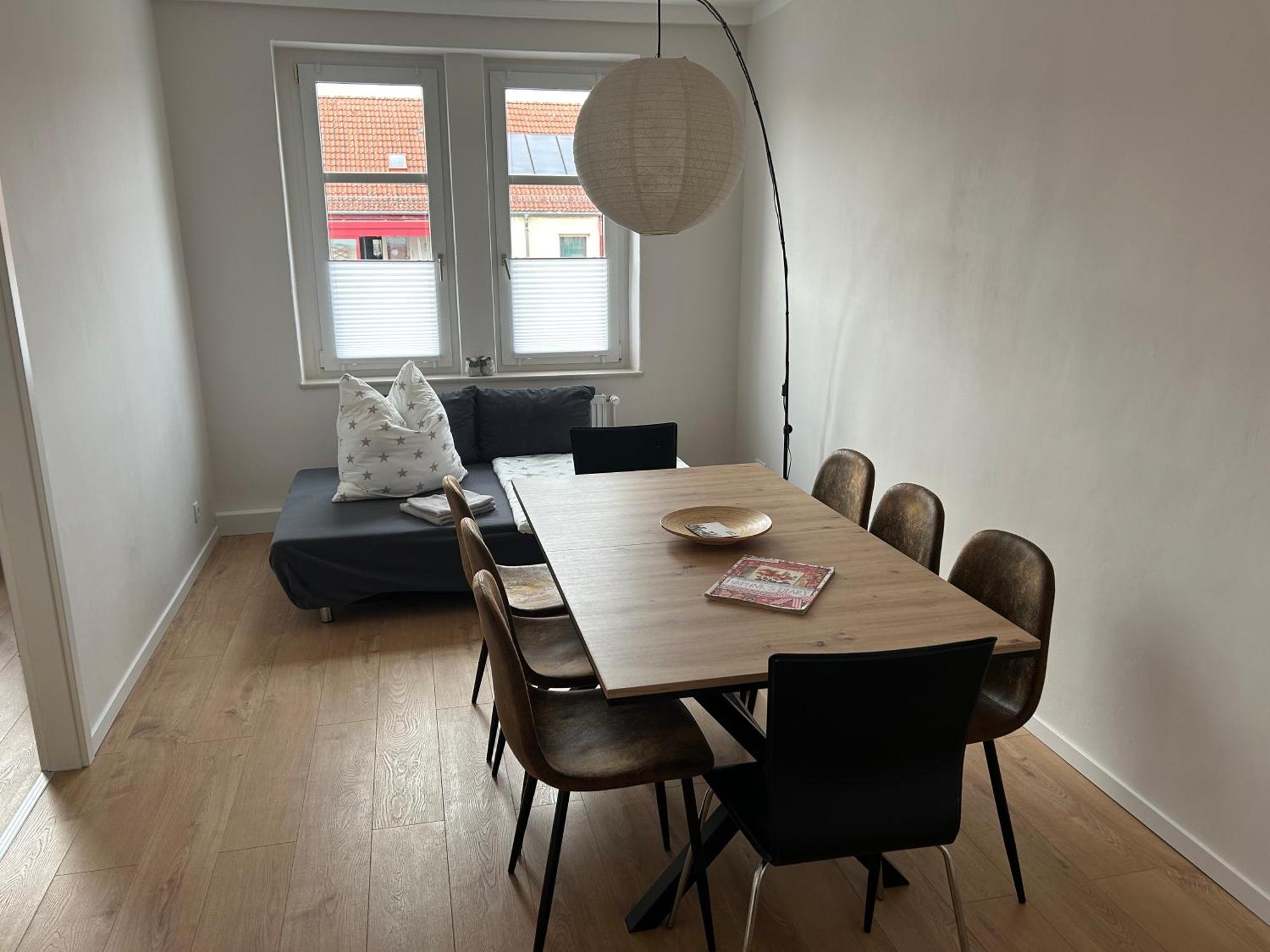 Schoene Neue 4 Zimmer Wohnung Mit Sued-Balkon Bis 8 Personen Naumburg  Exteriér fotografie