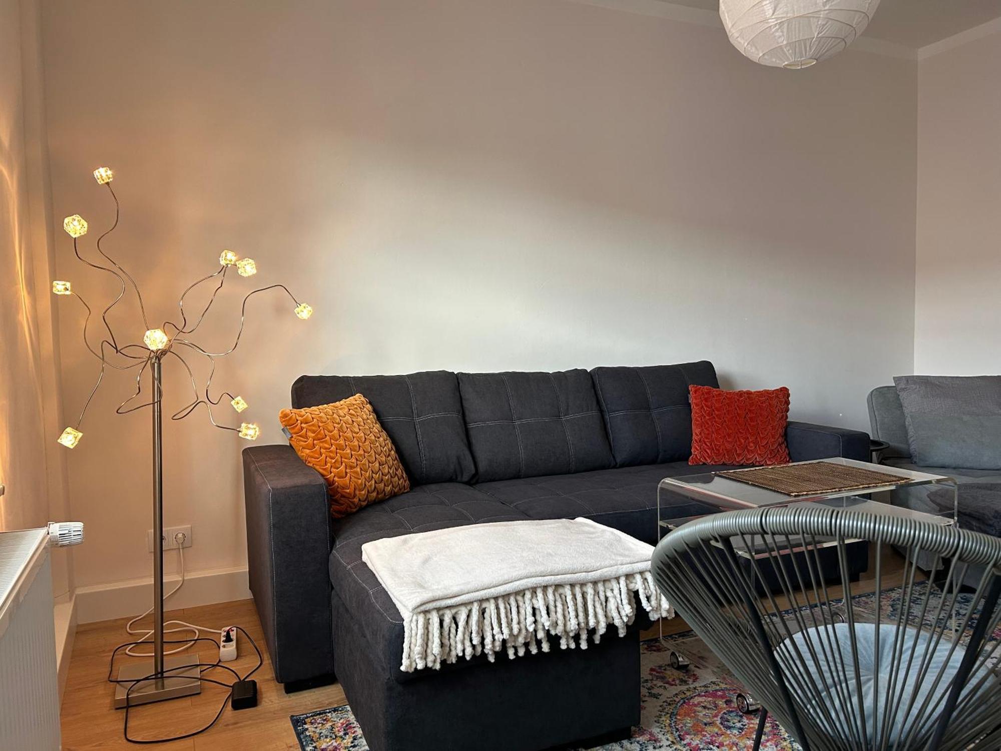 Schoene Neue 4 Zimmer Wohnung Mit Sued-Balkon Bis 8 Personen Naumburg  Exteriér fotografie