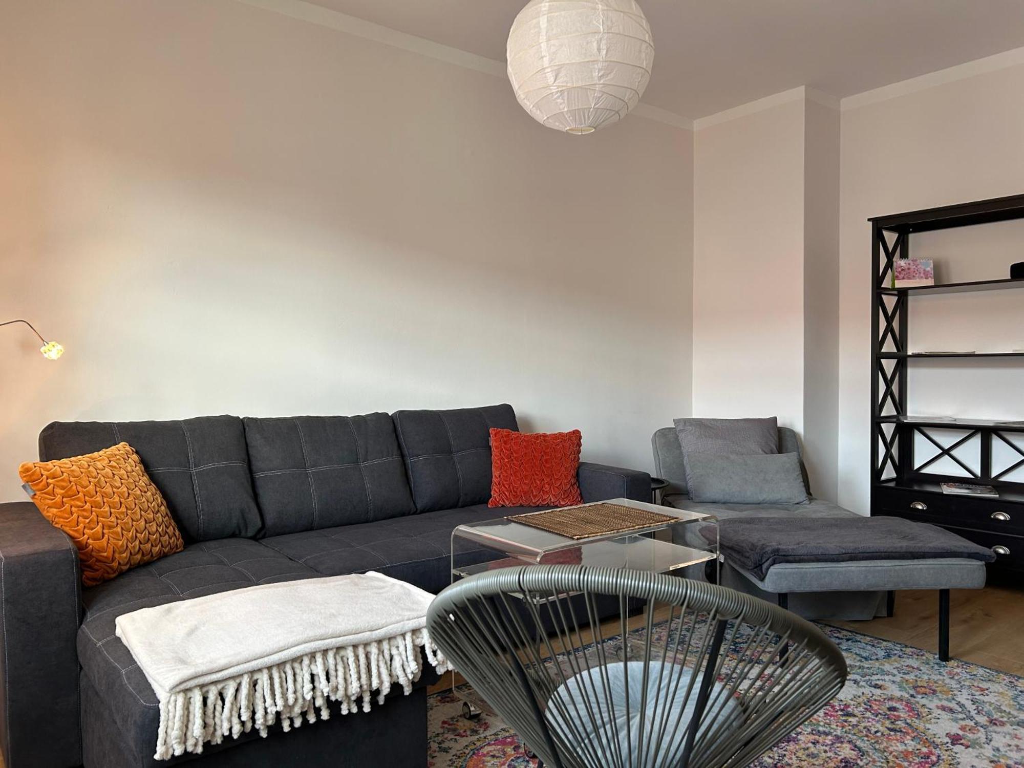 Schoene Neue 4 Zimmer Wohnung Mit Sued-Balkon Bis 8 Personen Naumburg  Exteriér fotografie